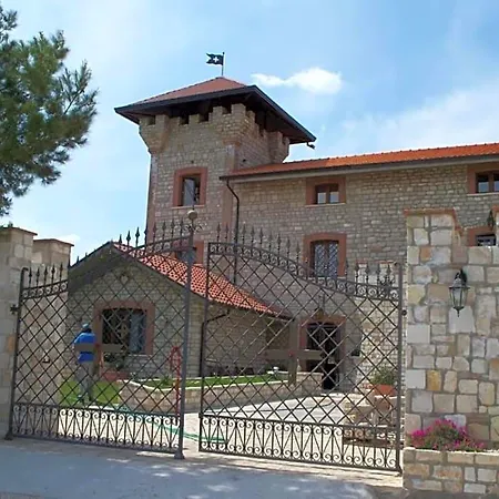 Il Castello Dei Templari Pietrelcina